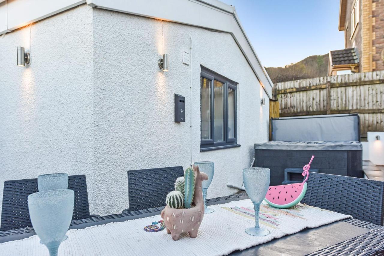 La Cantera Merthyr Tydfil Exterior photo